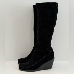 Aerosoles Gather Round Women’s Black Suede Wedge Boots in Size 6.5